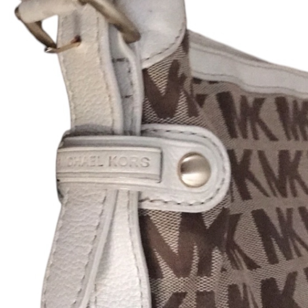 Micheal Kors white leather &  brown monogram canvas shoulder bag ,gold hardware - Picture 6 of 15